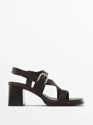 Block heel sandals with buckles